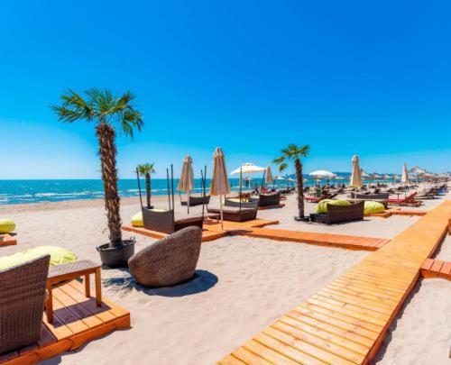 Gold Key Apartments, Durres Beach Extérieur photo